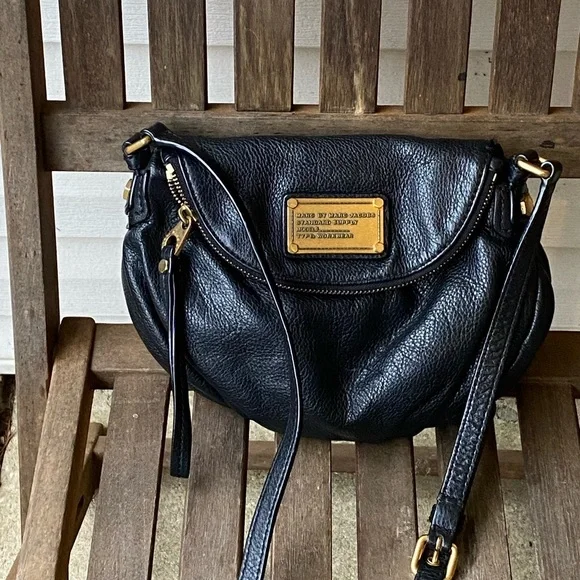 Marc Jacobs Leather Crossbody - Picture 4 of 8